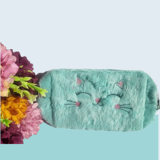 Feather multipurpose pouch cat